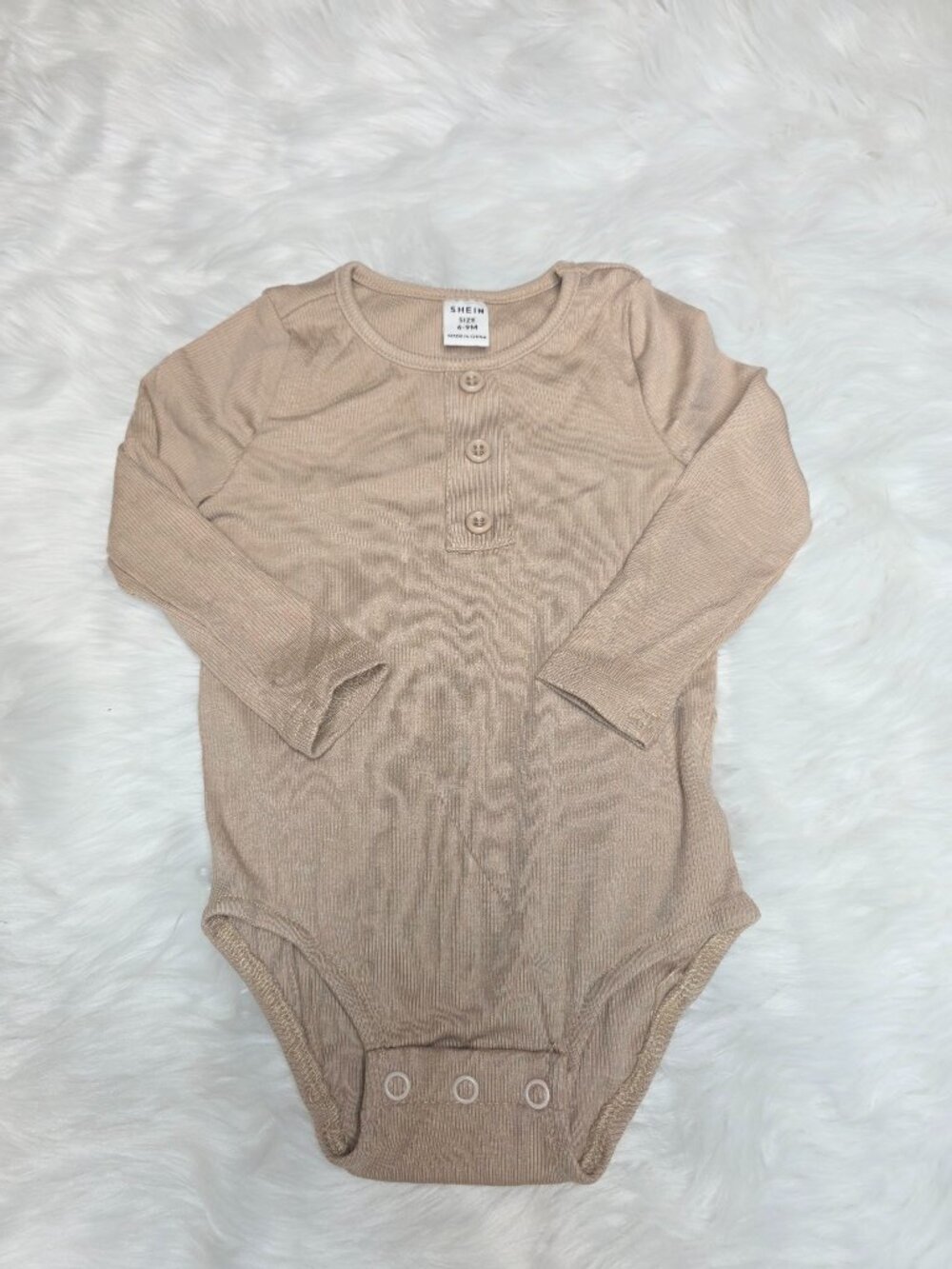 SHEIN Baby 6-9M Soft Ribbed Long Sleeve Bodysuit – Neutral Tan Beige